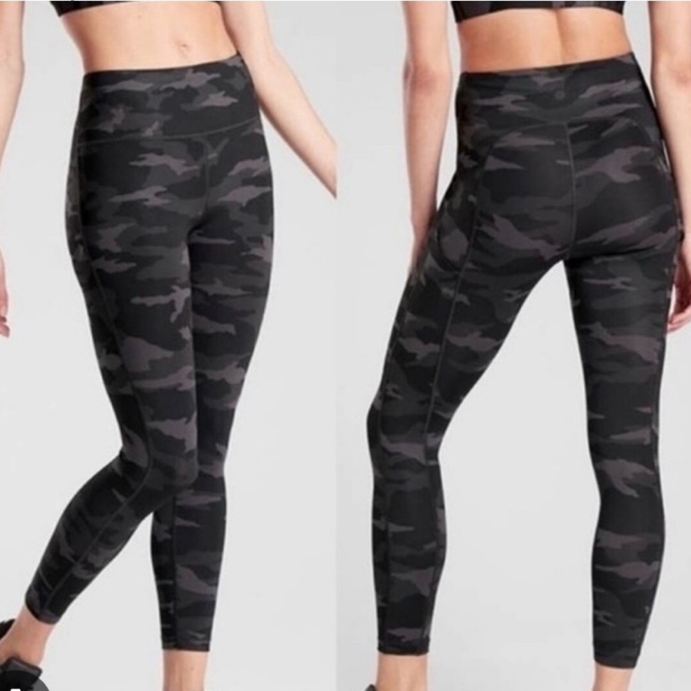 Athleta 7/8 Ultimate Camo Printed Leggings
